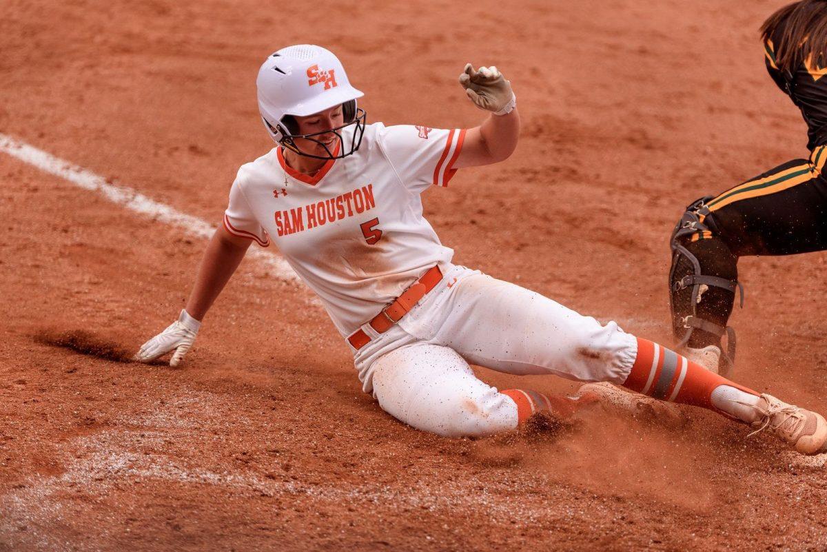 Bearkat softball wins weekend series over Lady Lions