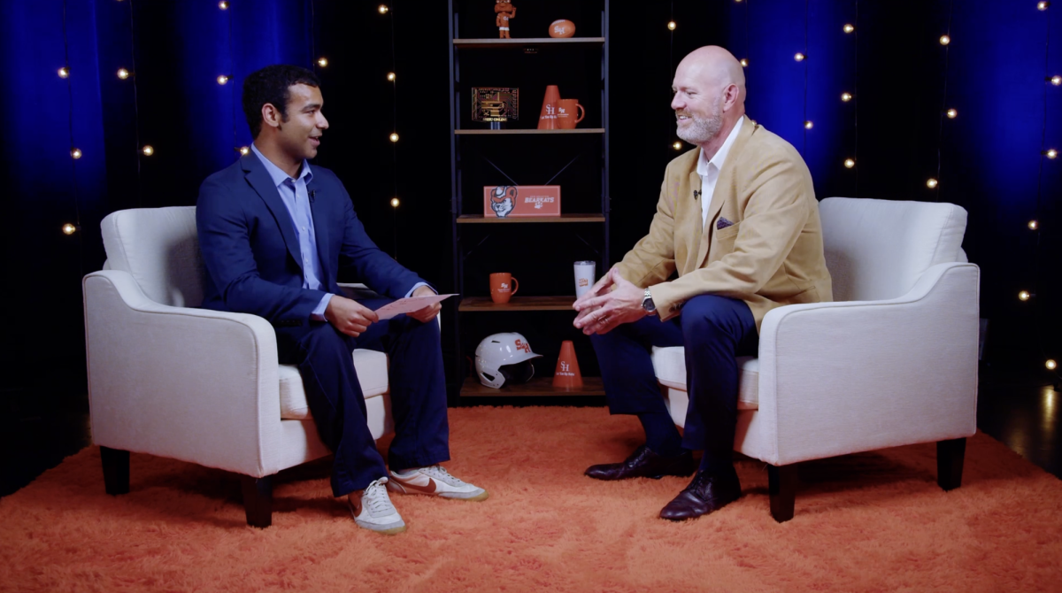 ValvTechnologies VP Todd McLemore offers advice to SHSU students